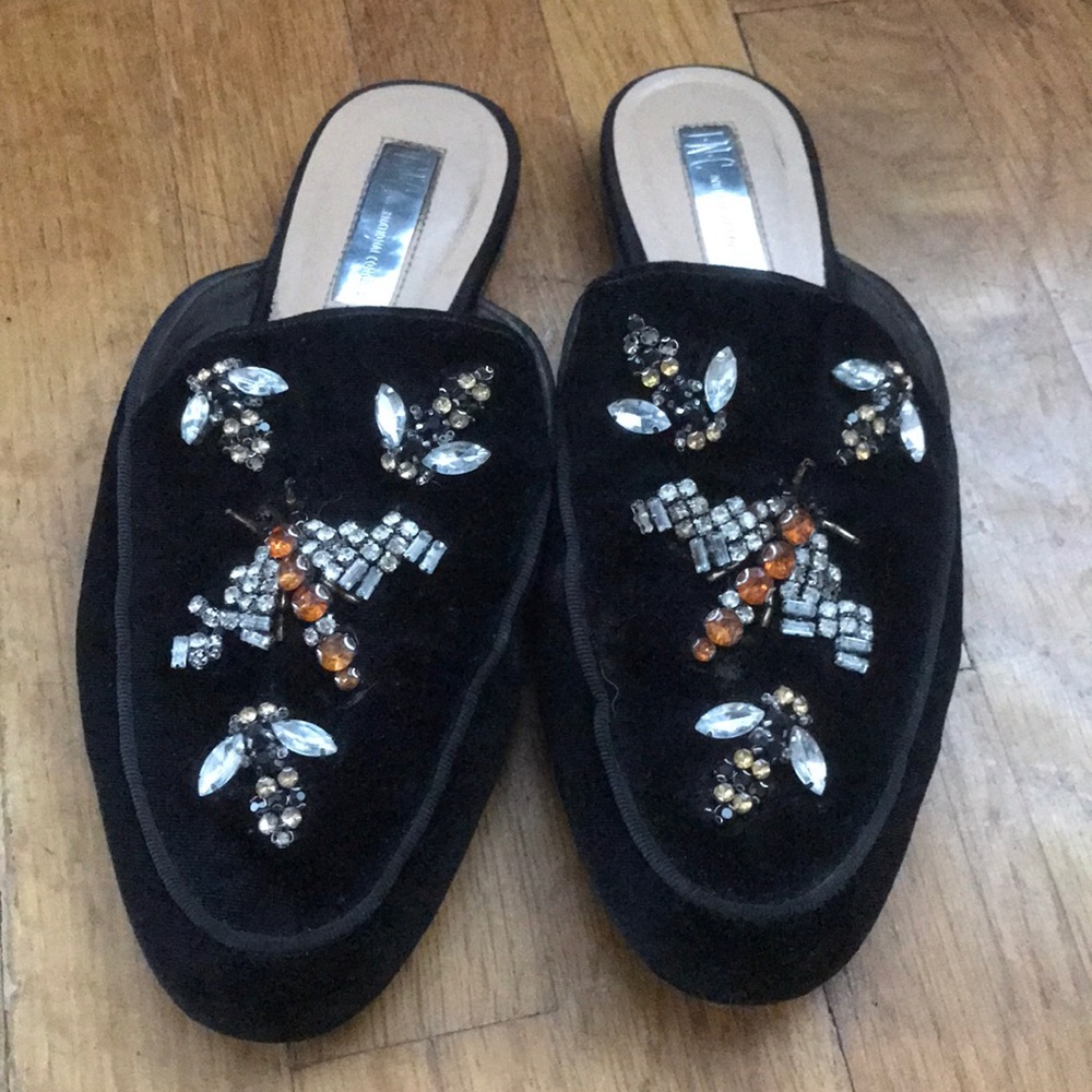 INC Anna Sui Bee Velvet Slides